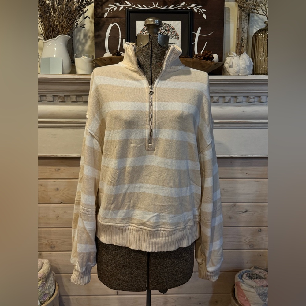 Aerie Cream and White Half-Zip Sweater